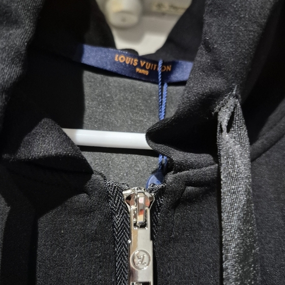 BLACK ZIP UP TRACKSUIT - Picture 4 of 5